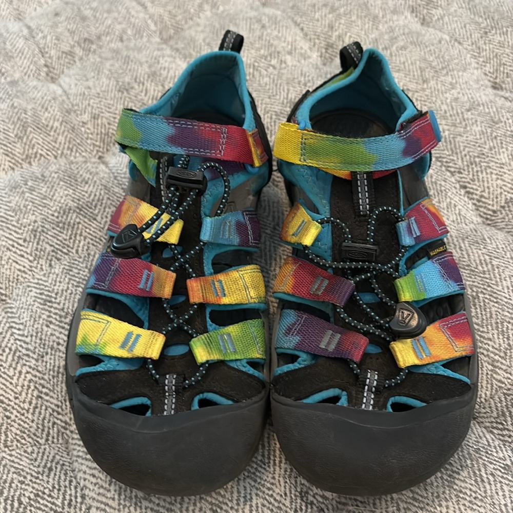 Keen sandals size 5 - Picture 2 of 7